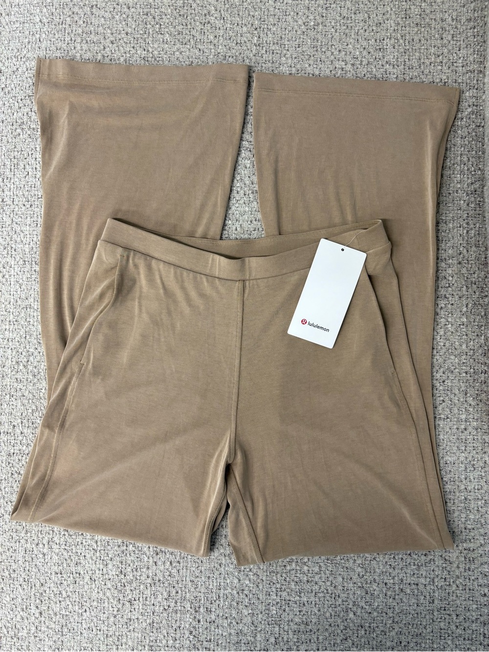 NWT lululemon Drapey Softstreme Flared Pant in color Flint size Large